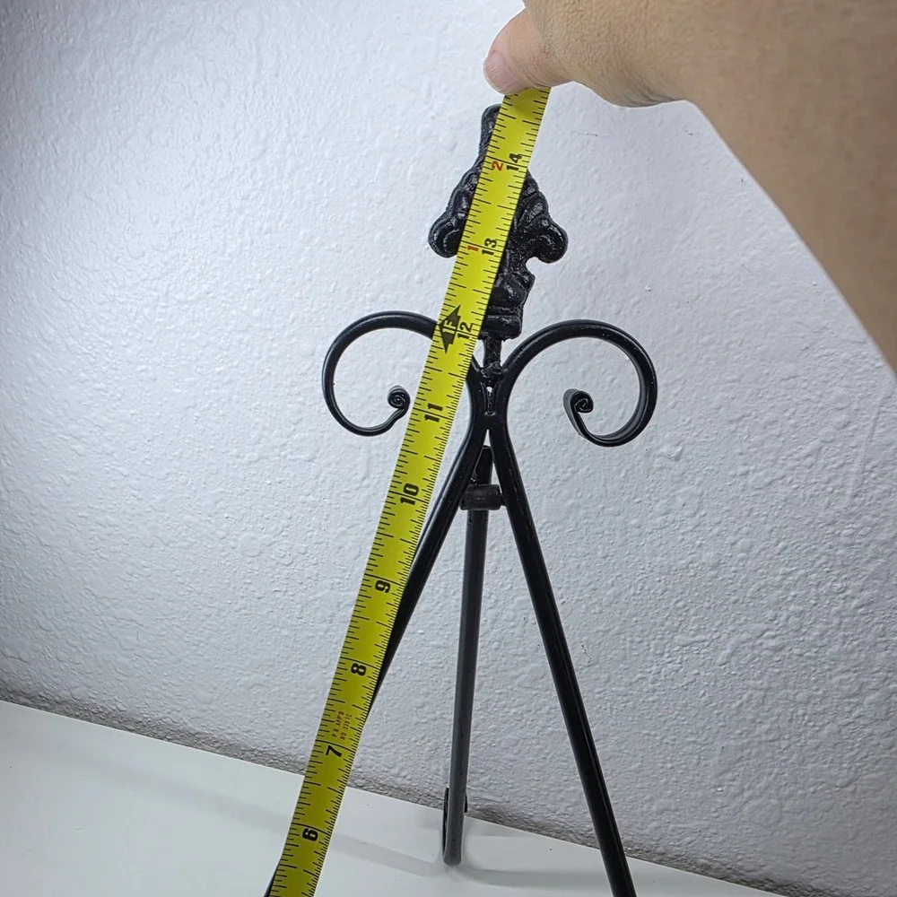 Black Metal Tabletop Easel Decorative Ornate Scrolls Display‎ Stand Art